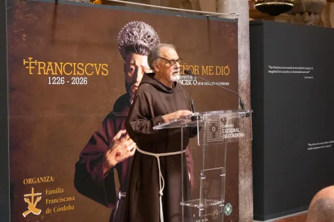Imagen de la noticia: La Mezquita-Catedral acoge una exposición sobre el legado de San Francisco