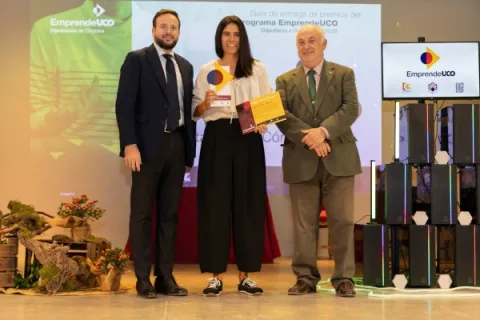 Imagen de la noticia: La Diputación de Córdoba entrega los premios EmprendeUCO 2026 a cinco proyectos