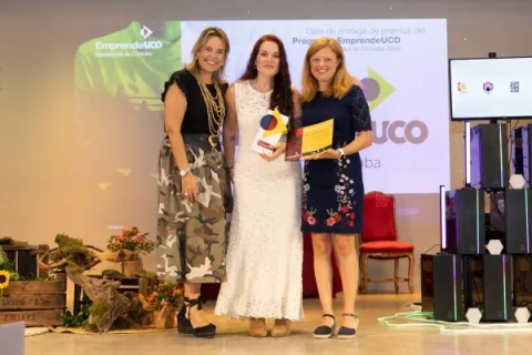 Imagen de la noticia: La Diputación de Córdoba entrega los premios EmprendeUCO 2026 a cinco proyectos