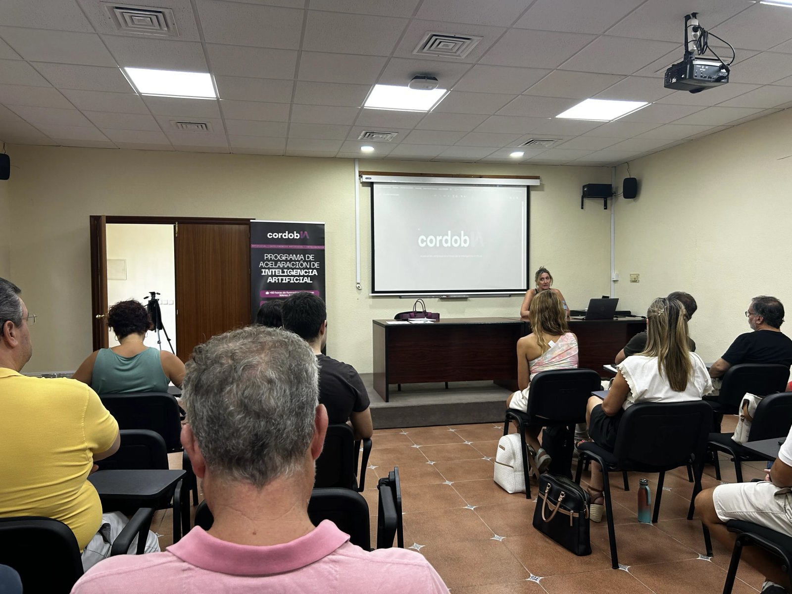 Imagen de la noticia: Iprodeco pone en marcha CordobIA, curso de inteligencia artificial para la provincia