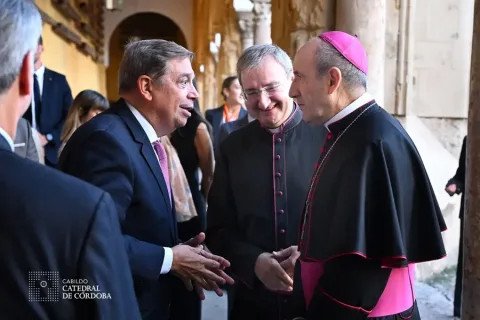 Imagen de la noticia: Autoridades de la Conferencia Iberoamericana de Ministros de Agricultura visitan la Mezquita-Catedral
