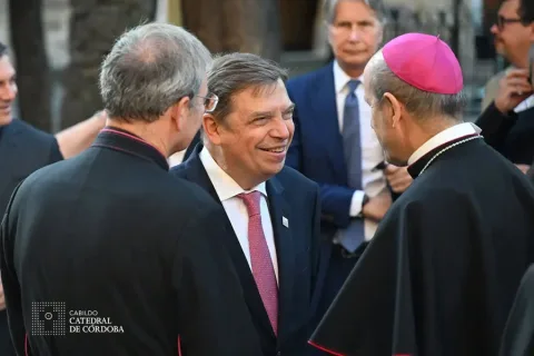 Imagen de la noticia: Autoridades de la Conferencia Iberoamericana de Ministros de Agricultura visitan la Mezquita-Catedral
