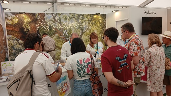 Imagen de la noticia: La Subbética presenta su oferta de ecoturismo en la feria Naturcyl de Segovia