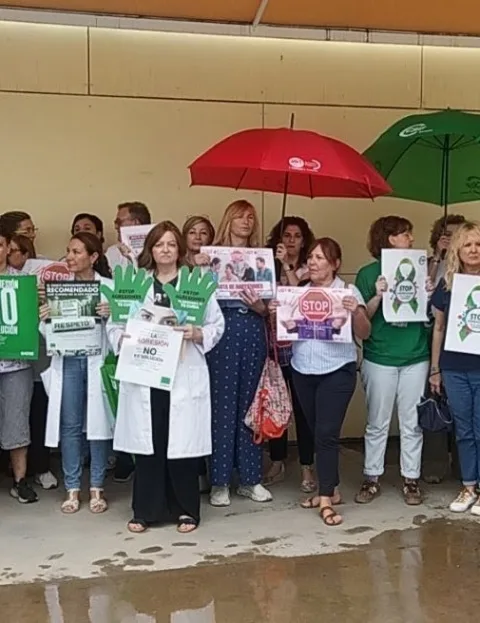 Imagen de la noticia: UGT se concentra en Levante Sur tras la agresión verbal a una enfermera