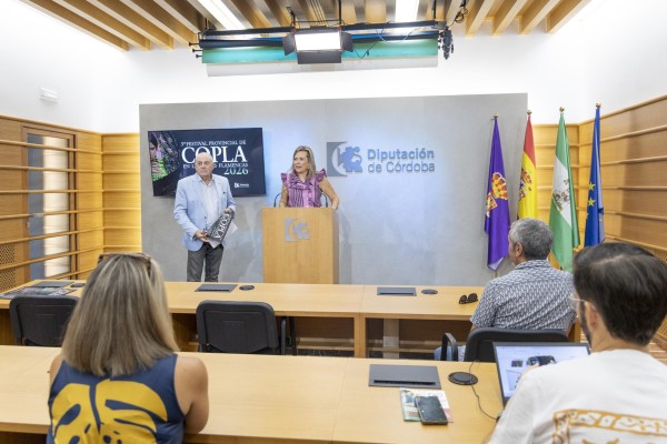 Imagen de la noticia: La copla llega a 33 peñas de 27 municipios de Córdoba en octubre