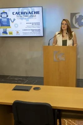 Imagen de la noticia: 70 escolares cordobeses compiten en los Premios Cachivache Tech Challenge