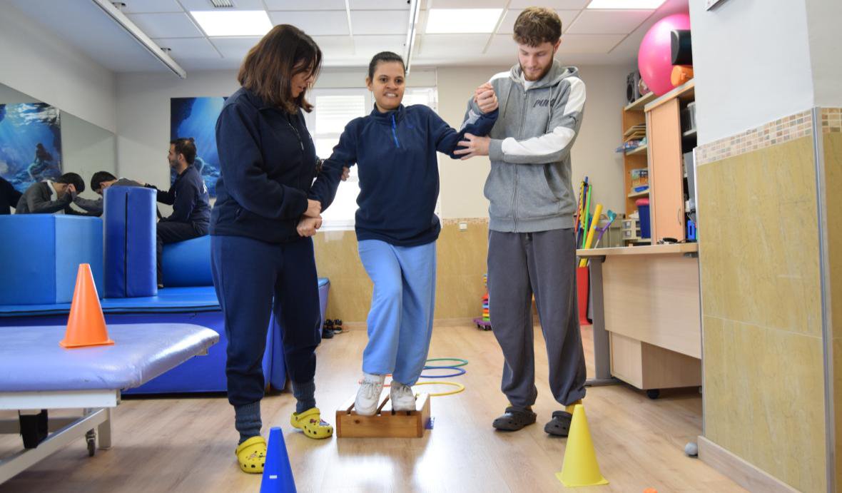 Imagen de la noticia: ACPACYS renueva con Diputación el convenio de rehabilitación para jóvenes con parálisis cerebral