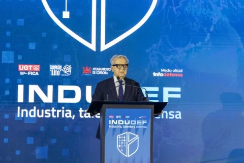 Imagen de la noticia: Fuentes destaca el potencial de 47 empresas cordobesas para el sector de la defensa