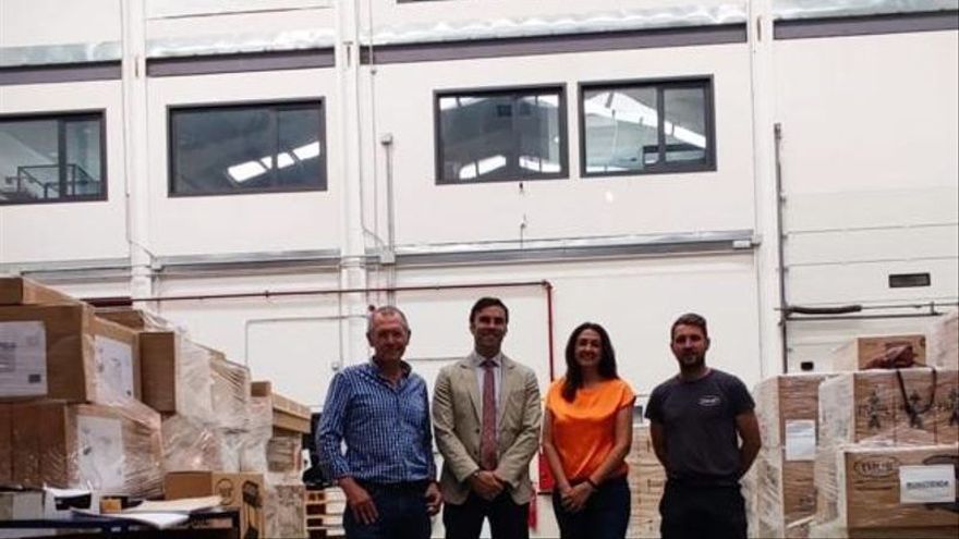 Imagen de la noticia: La Agencia IDEA visita la fábrica de IMOR en Palma del Río
