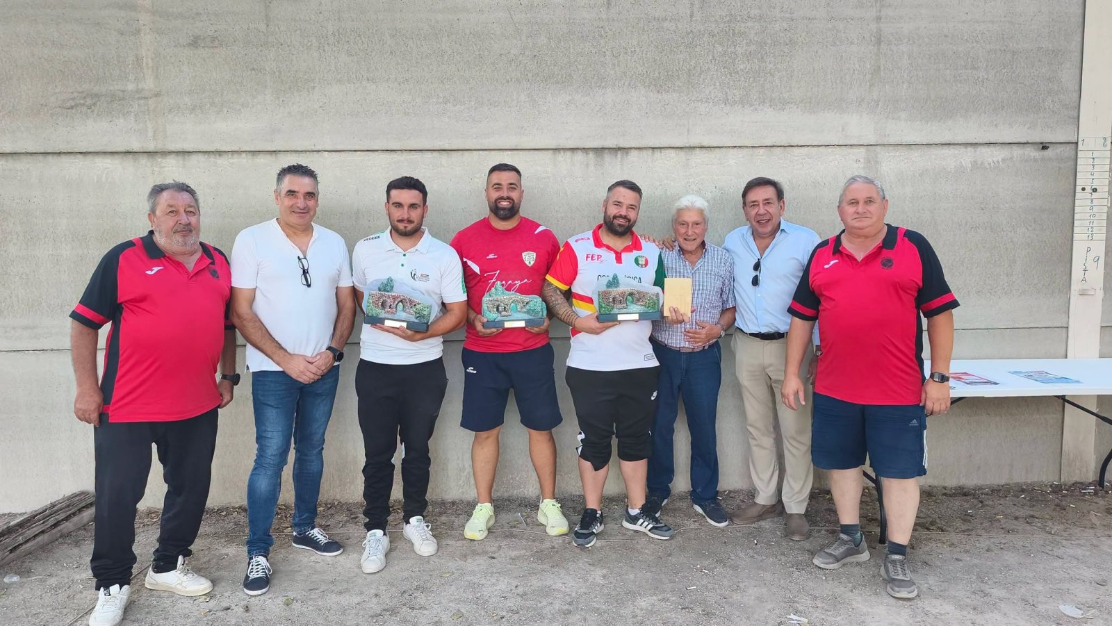 Imagen de la noticia: Villa del Río cierra el VIII Torneo de Petanca con 97 participantes de 23 clubes