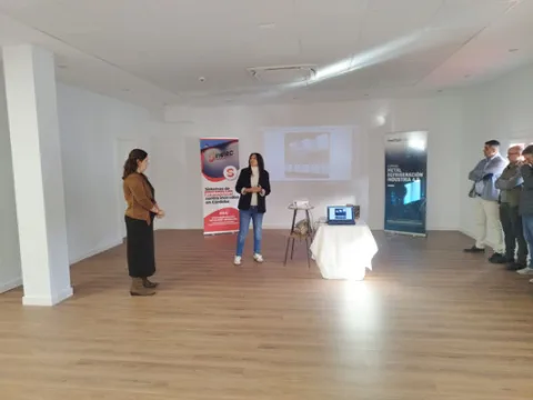 Image for the story: Metalcórdoba closes its business breakfast cycle with a session at SINELEC