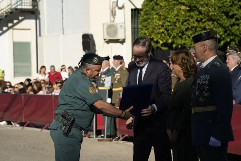 Imagen de la noticia: El obispo de Córdoba agradece a la Guardia Civil su labor en la festividad del Pilar
