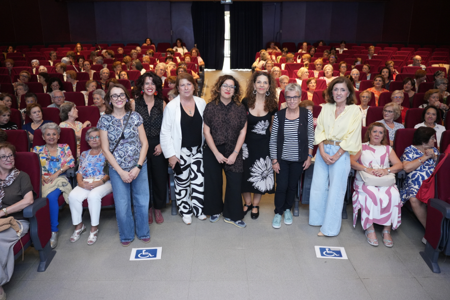 Imagen de la noticia: La UCO proyecta un documental sobre las redes de amistad entre mujeres mayores de la Huerta de la Reina