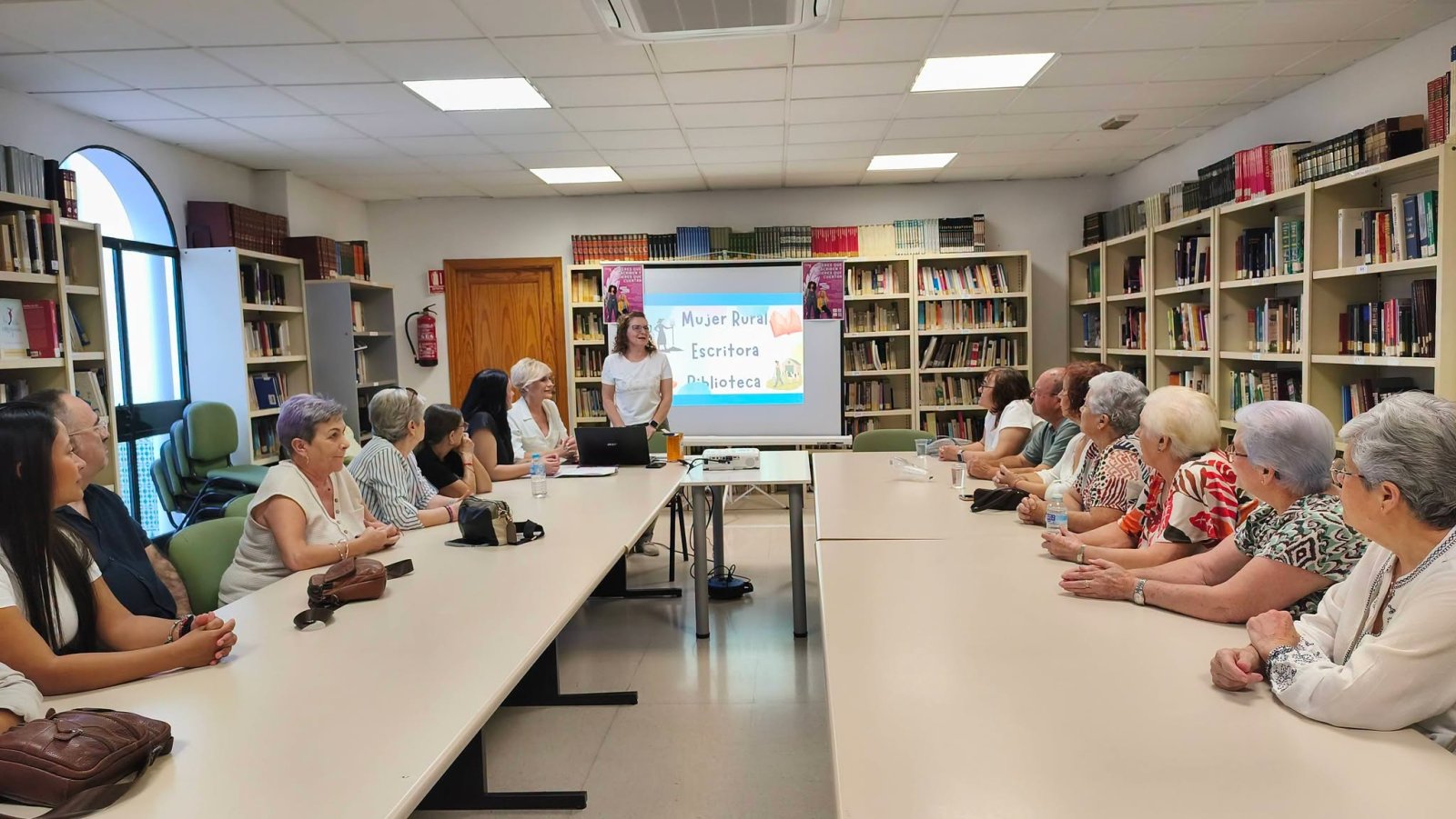 Imagen de la noticia: Villa del Río homenajea a las mujeres que escriben y a las que cuentan
