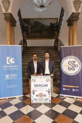 Imagen de la noticia: San Sebastián de los Ballesteros celebra Glücksland con teatro vecinal y La Carolina como invitada