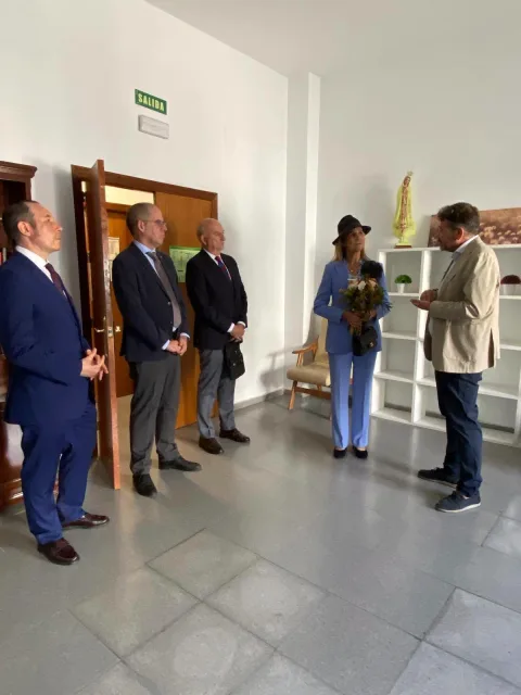 Imagen de la noticia: La infanta Elena visita la Casa de Acogida «Madre del Redentor» de Cáritas en su 25 aniversario
