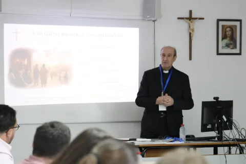 Imagen de la noticia: El obispo presenta el Plan Pastoral Diocesano ante los jóvenes de Gaudium