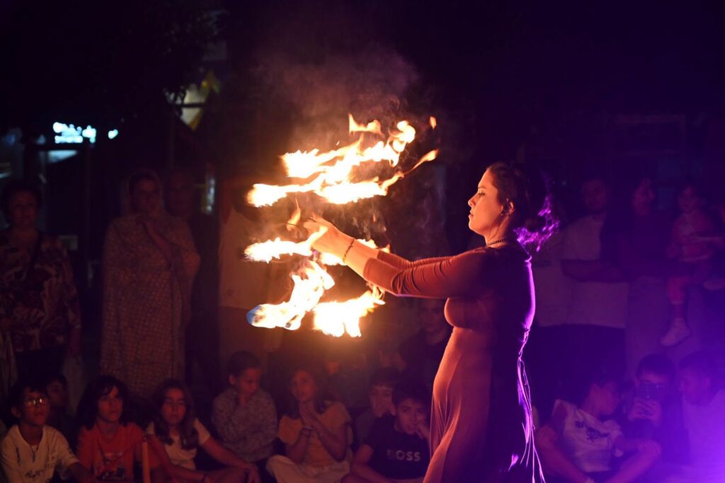 Imagen de la noticia: El Mercado Medieval de Villa del Río cierra su edición 2026 con un espectáculo de fuego