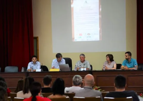 Imagen de la noticia: El IFAPA clausura en Hinojosa del Duque la segunda edición del curso Maestro Quesero 4.0