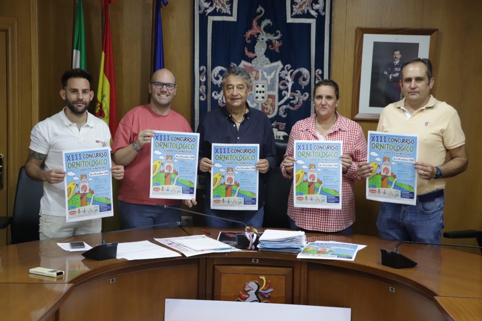 Imagen de la noticia: Hinojosa del Duque abre al público el XIII Concurso Ornitológico del 21 al 24 de octubre
