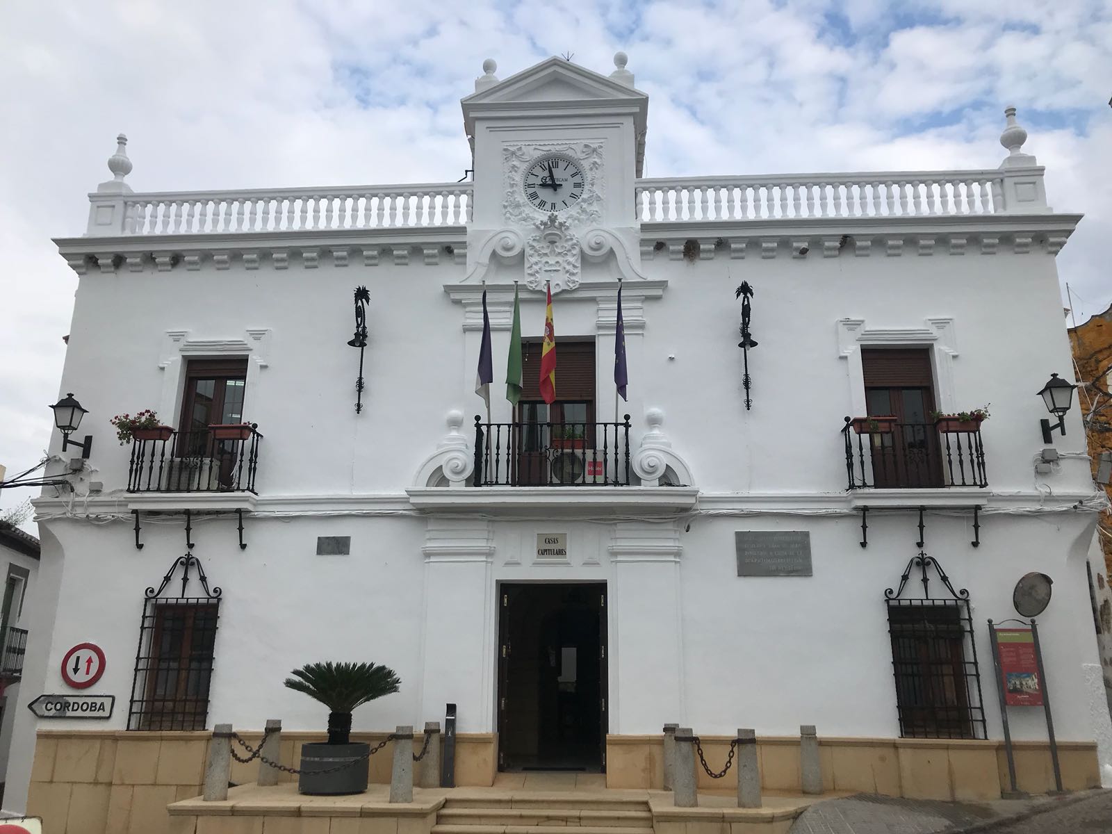 Imagen de la noticia: Hornachuelos busca arquitectos para Urbanismo con una bolsa de empleo temporal