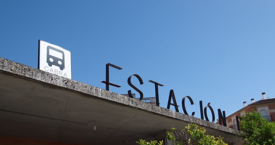 Imagen de la noticia: Cabra licita el bar-cafetería de la Estación de Autobuses por 780,72 euros al mes