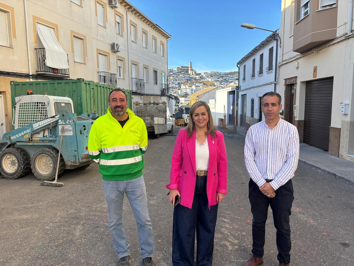 Imagen de la noticia: Baena inicia obras de saneamiento en la calle Matadero y prevé empezar la de Federico García Lorca el lunes