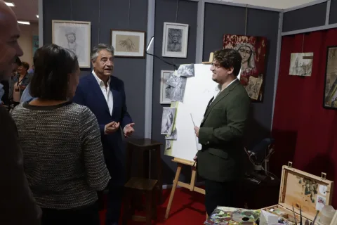 Imagen de la noticia: Hinojosa abre el IV Salón Cofrade de Los Pedroches