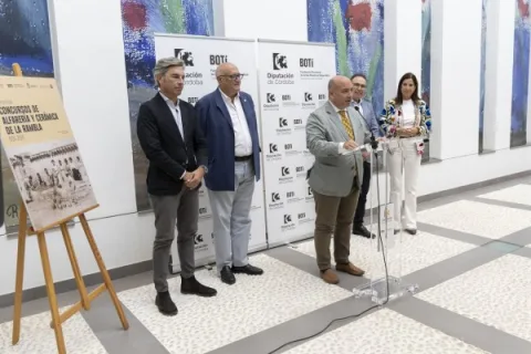 Imagen de la noticia: La Rambla lleva al Centro Botí 17 obras premiadas de su concurso de cerámica