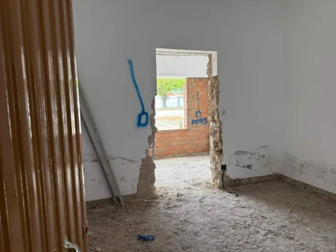 Imagen de la noticia: Bembézar adapta su antiguo colegio rural como centro de mayores